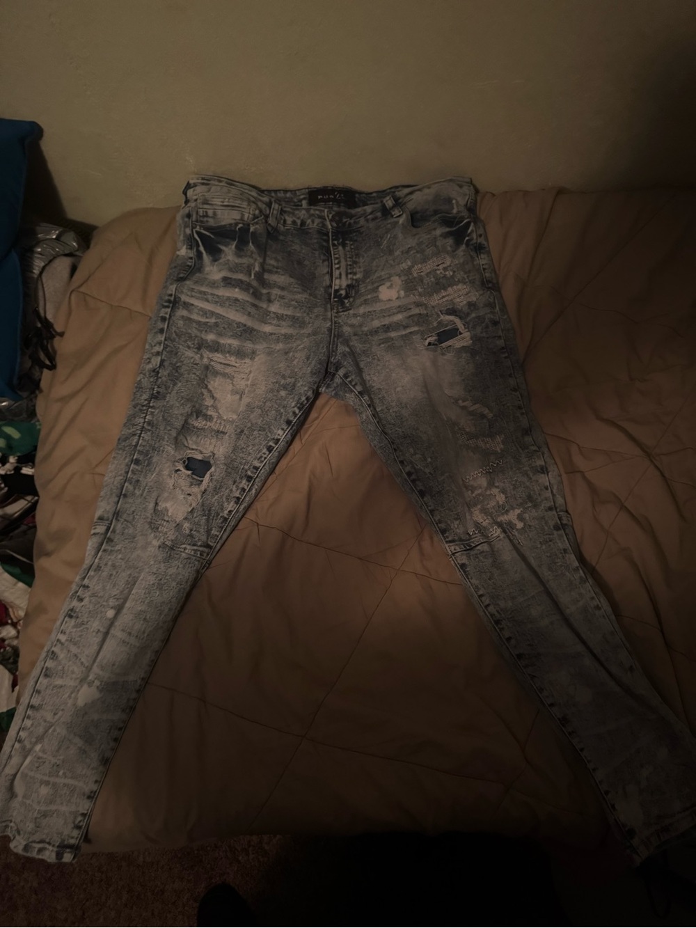 Rue 21 Men’s Distressed Light Blue Skinny Jeans